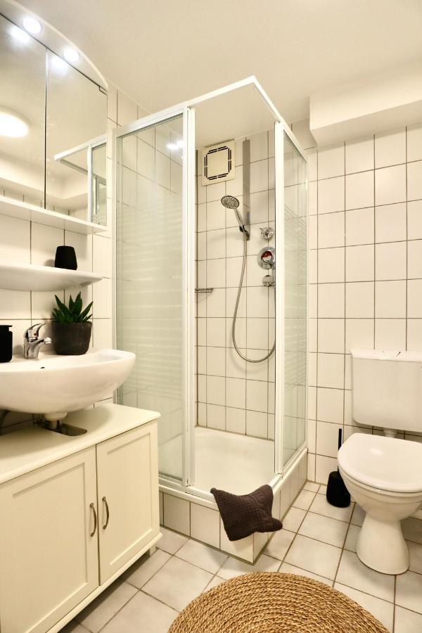 Gallery Apartment: Maisonette + Free Parking + Netflix เอสเซน ภายนอก รูปภาพ